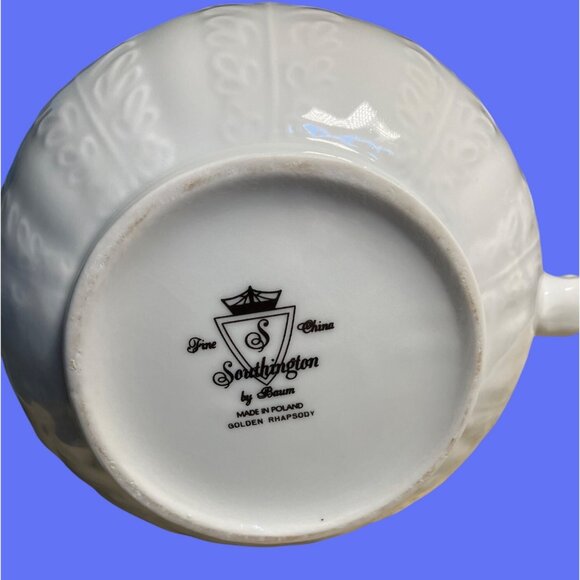 Southington By Baum Golden Rhapsody Fine China White Teapot w/ Gold Color Trim - Picture 12 of 12